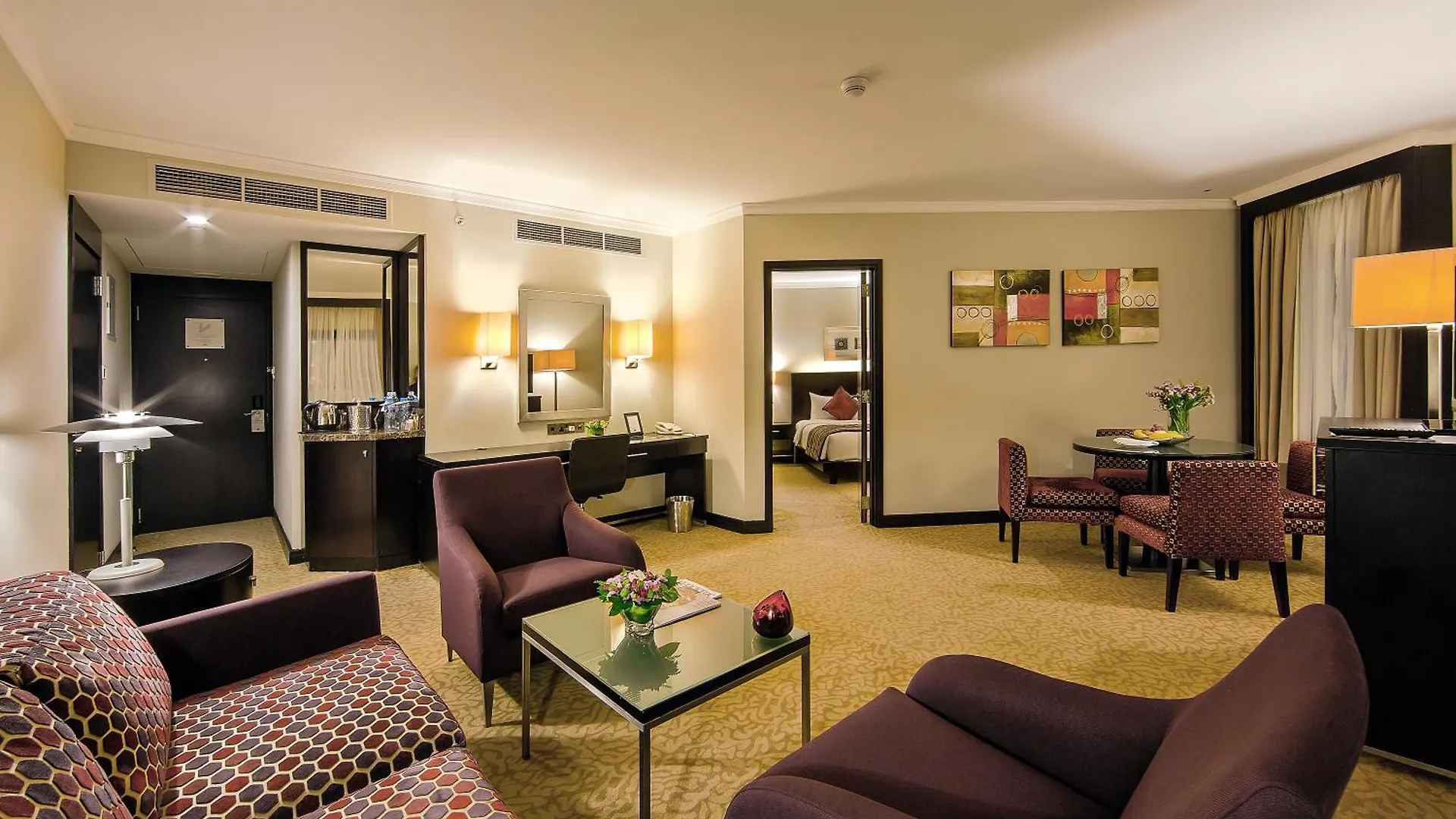 Ramada Plaza By Wyndham Dubai Deira Hotel