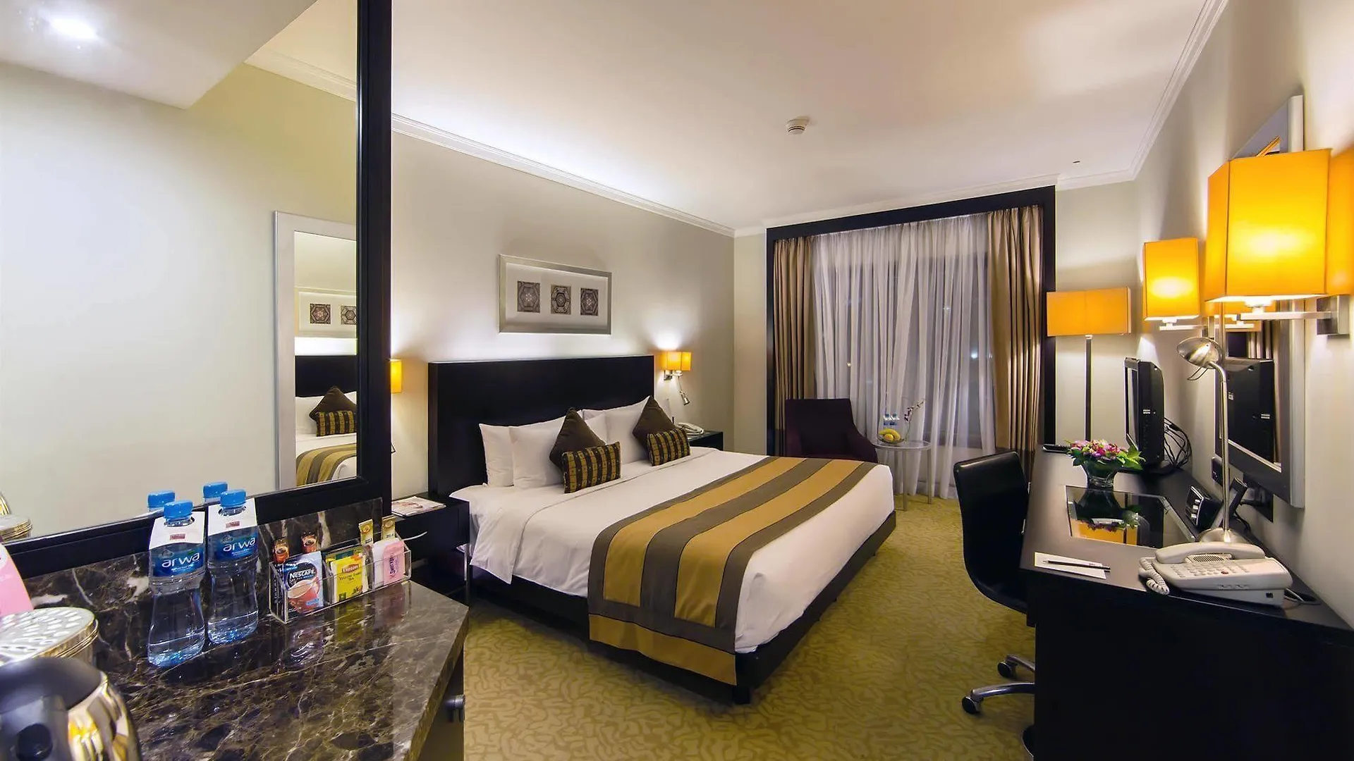 Ramada Plaza By Wyndham Dubai Deira Hotel