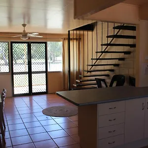 Hostel Pippies Beachhouse Backpackers Rainbow Beach
