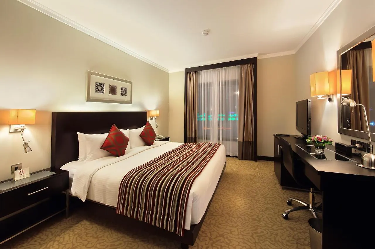 Отель Ramada Plaza By Wyndham Dubai Deira